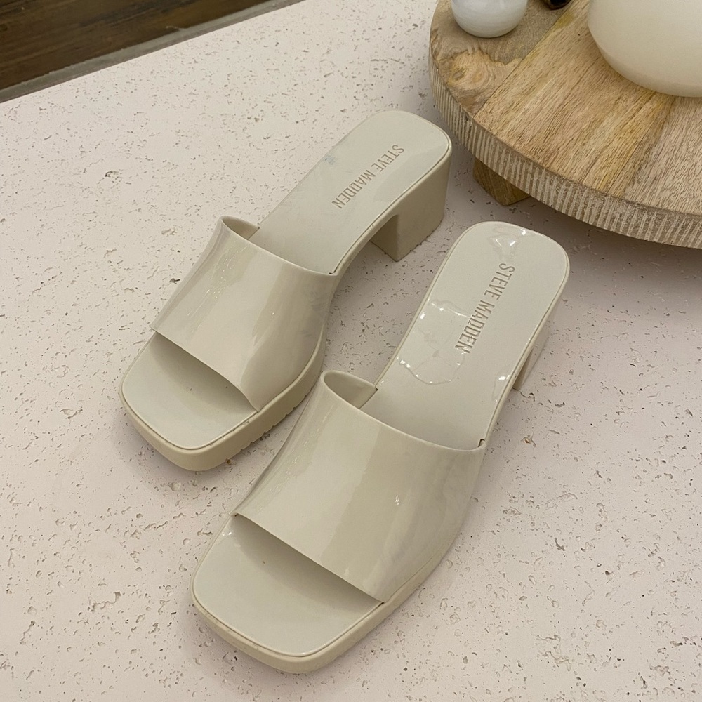 Cream Jelly Slides